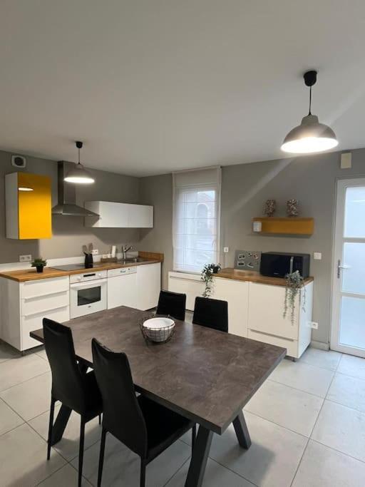 La Maison Du Bonheur 70 M² Saint-Amand-les-Eaux Bagian luar foto
